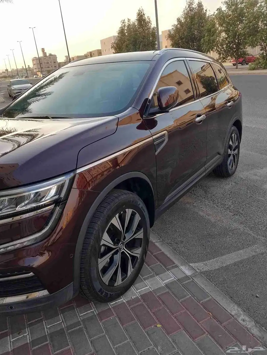 رينو كوليوس نص فل دبل نظيفة جدا 2023 2