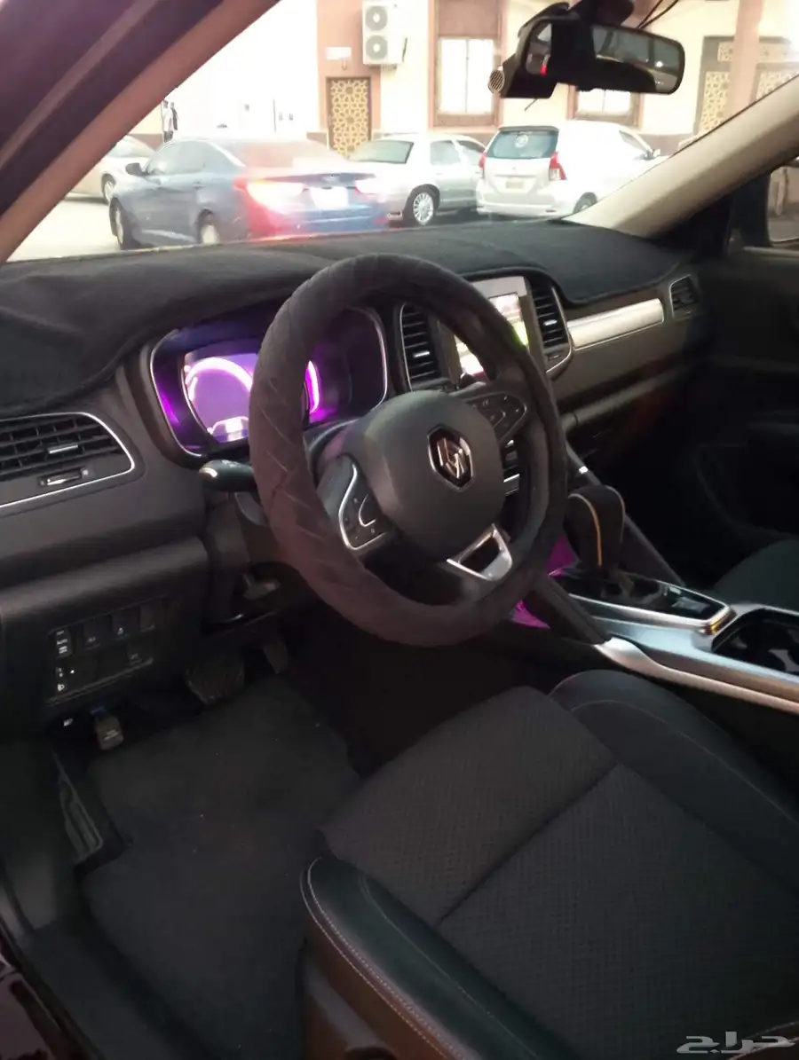 رينو كوليوس نص فل دبل نظيفة جدا 2023 7