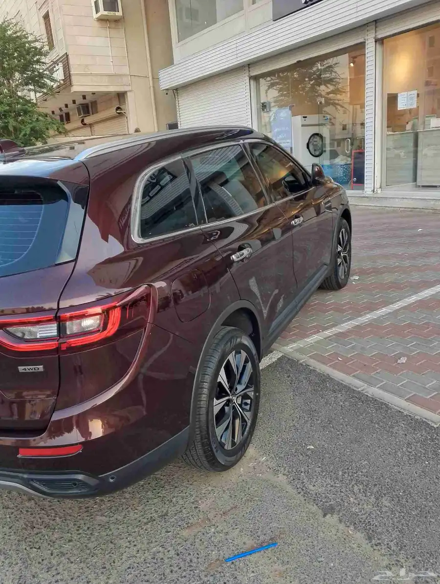 رينو كوليوس نص فل دبل نظيفة جدا 2023 3
