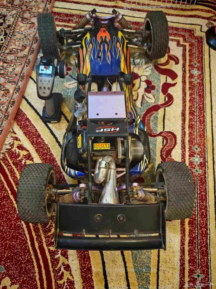 للبيع او لبدل ببقاء سياره على ريموت بنزين 0
