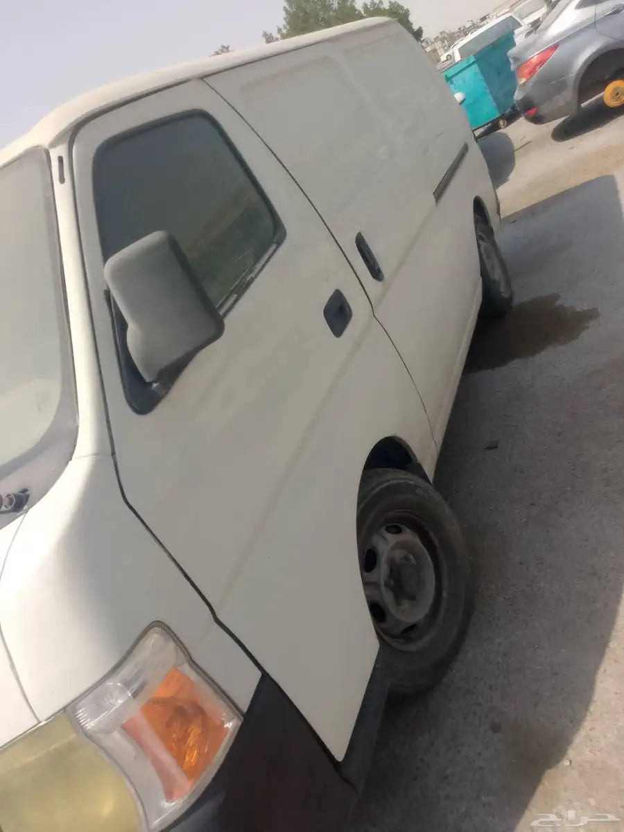 قطع غيار نيسان اورفان 2009 تشليح 1