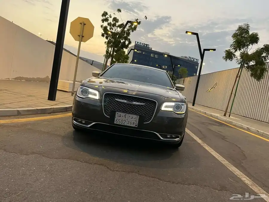 كرايسلر-كرايزلر 300 C فل الفل 2023 مالك اول واخر دفعه 4