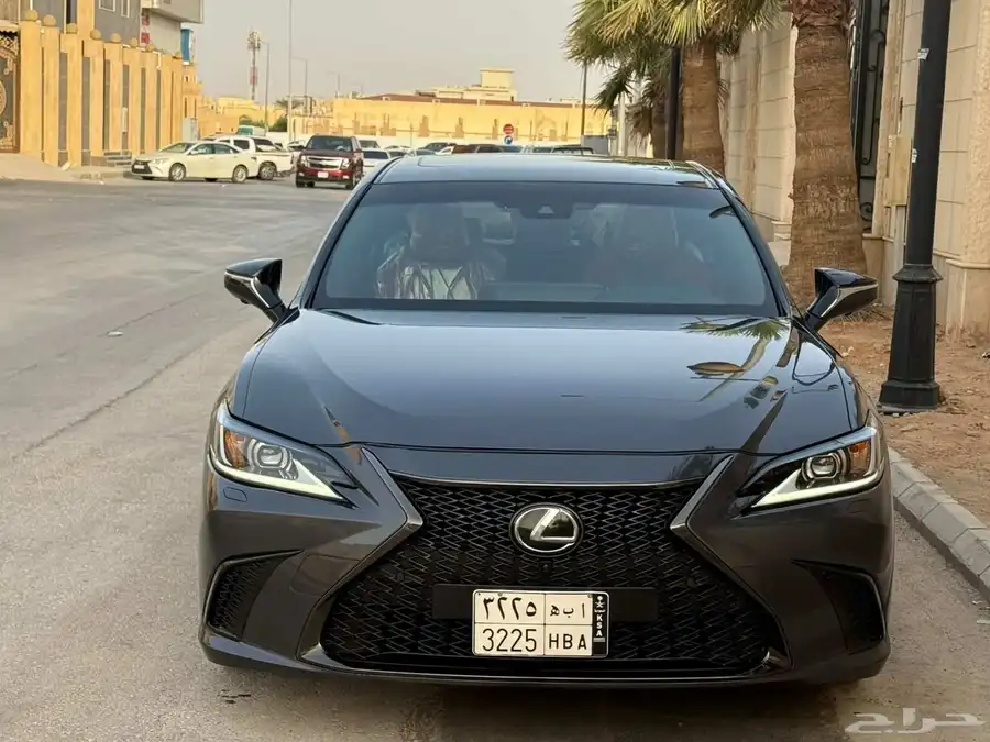 لكزس 2023 ES 350 F Sport للبيع 1