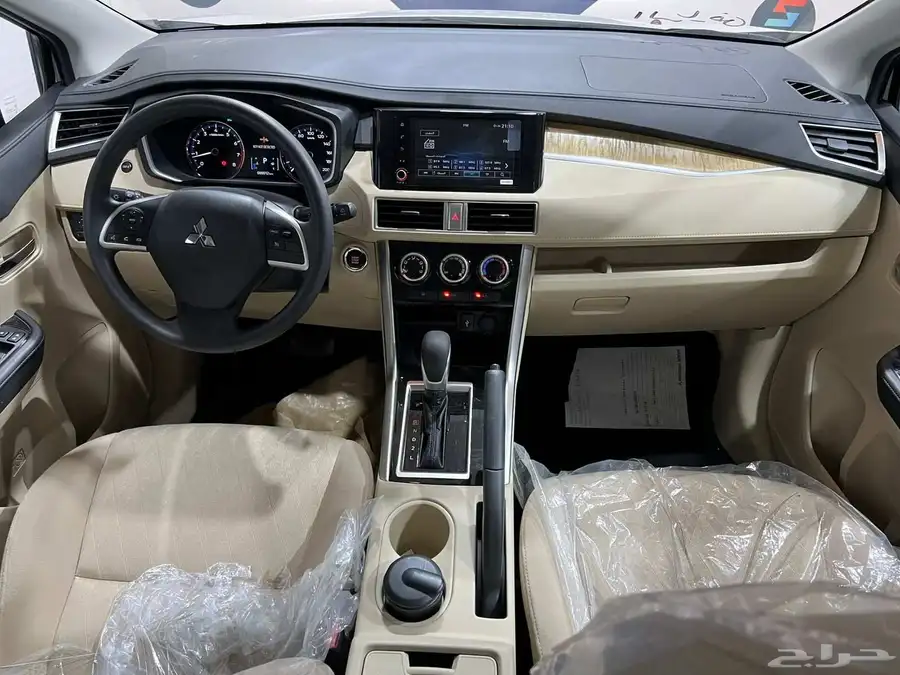 ميتسوبيشي اكسباندر 2025 9