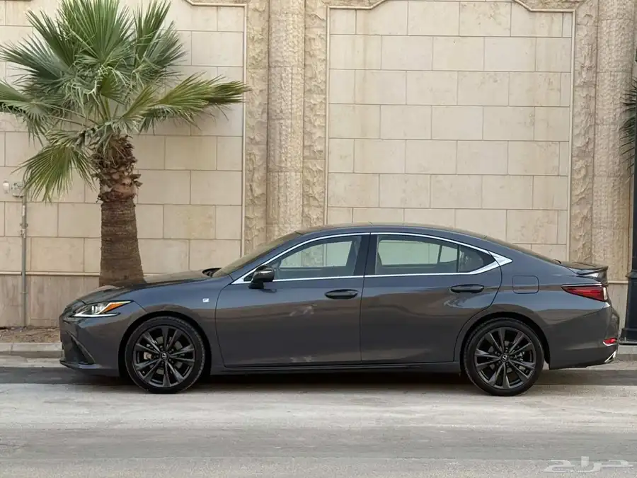 لكزس 2023 ES 350 F Sport للبيع 8