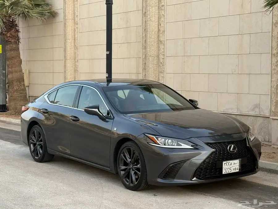 لكزس 2023 ES 350 F Sport للبيع 0