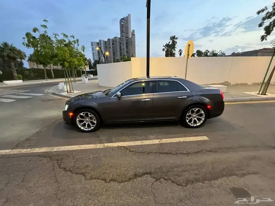كرايسلر-كرايزلر 300 C فل الفل 2023 مالك اول واخر دفعه 1