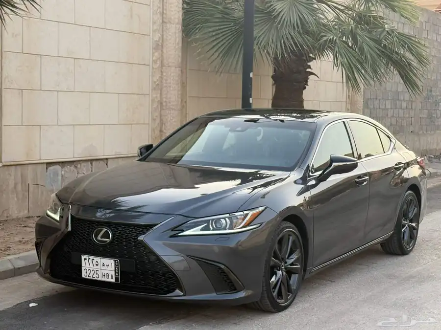 لكزس 2023 ES 350 F Sport للبيع 6
