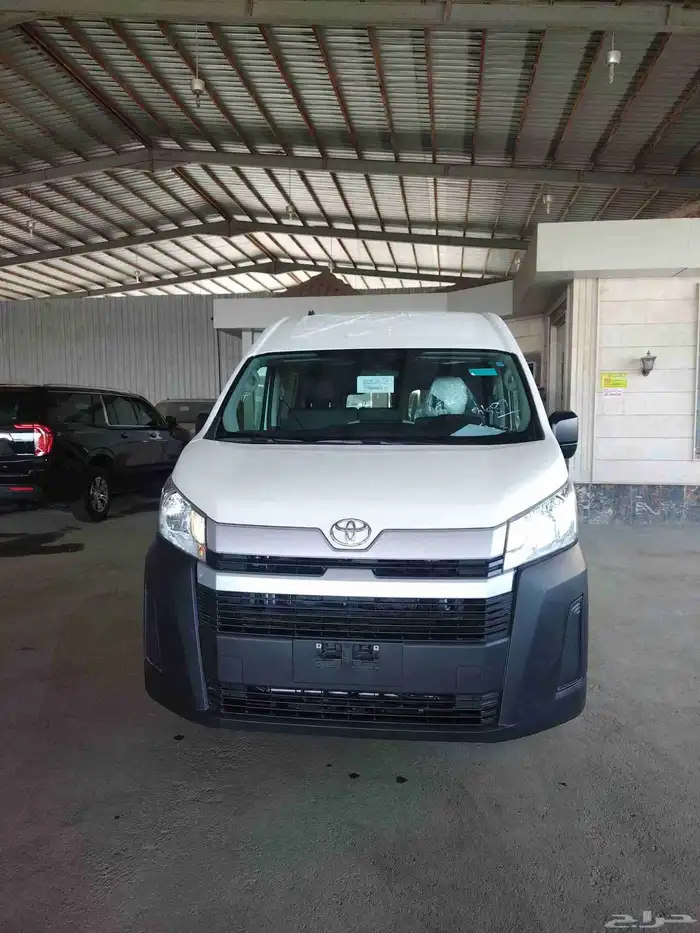 تويوتا باص هايس بضاعه ديزل قير اتماتيك سقف مرتفع 2025 عبدالل 0