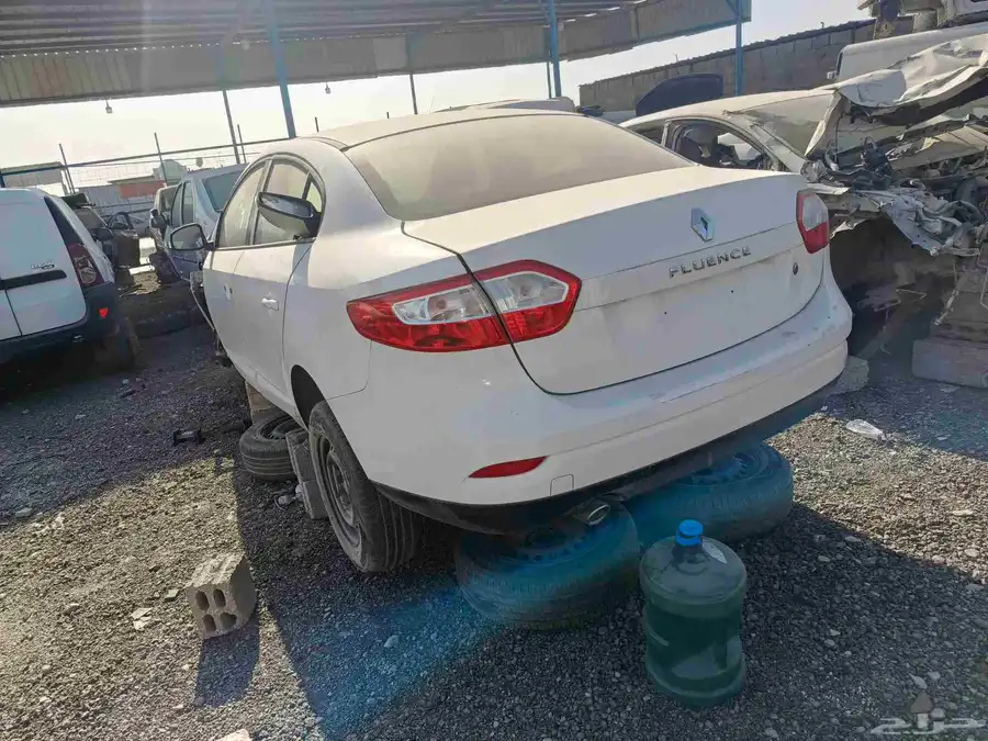 قطع غيار رينو تشليح مستعمل 7