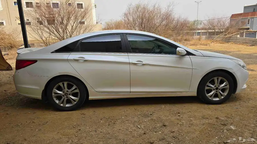 هونداي سوناتا مديل 2011 9