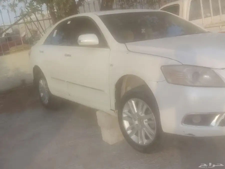 تويوتا اريون موديل 2011 تشليح قطع غيار فقط 1