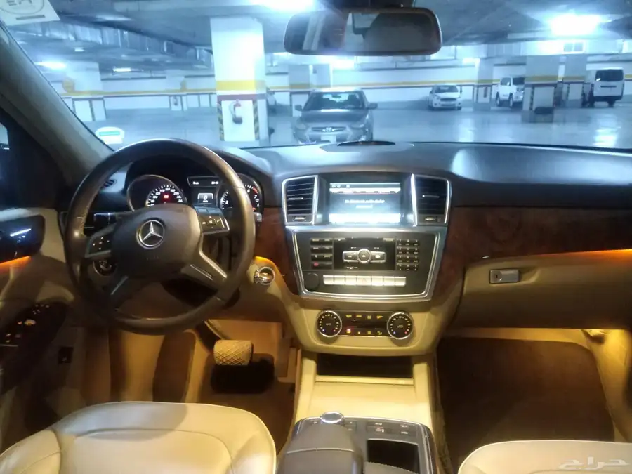 مارسيدس ML350 مالك أول 25