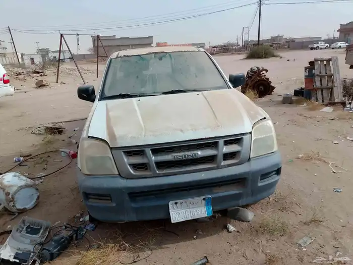 للبيع ايسوزو غماره موديل 2006 0