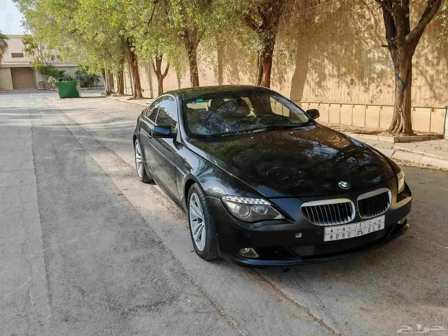بي ام 650i يحمل لوحة شبه مميزة 1
