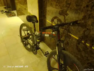 دراجه رياضيه شبه جديده ما تشتكي من اي شيء والجنوط هوائيه 1