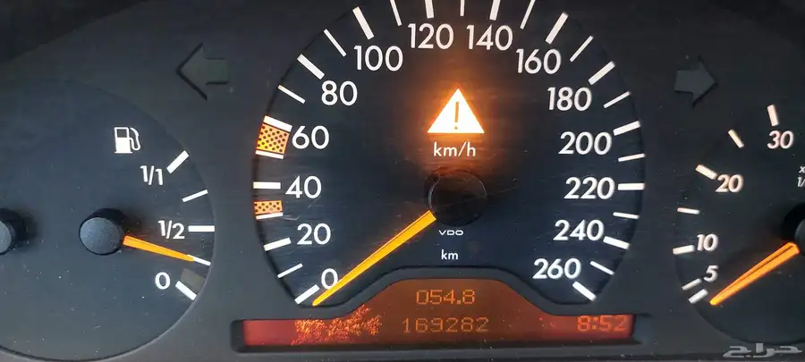 مرسيدس w210 عيون موديل 2001 4