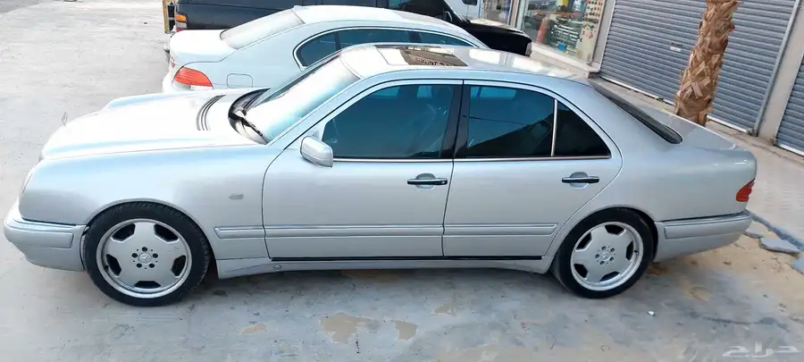 مرسيدس w210 عيون موديل 2001 3