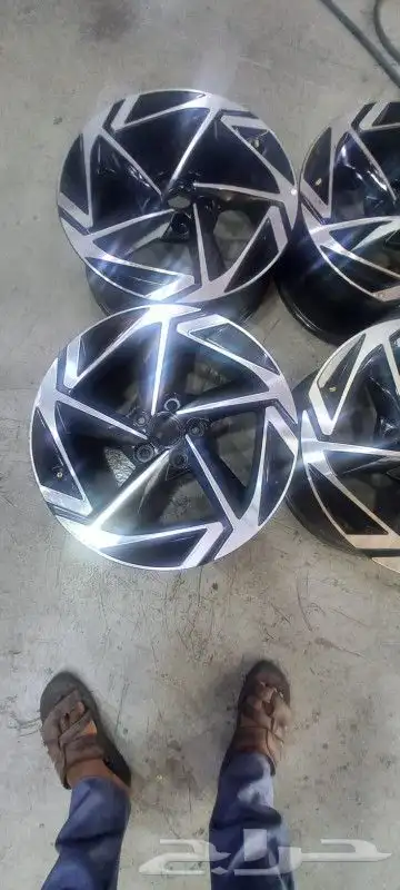 جنوط سوناتا مقاس 18 الاصلي وكاله 1