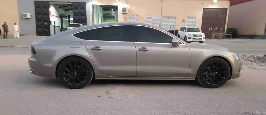 ((فرصة ذهبية)) سيارة اودي A7 2011 2
