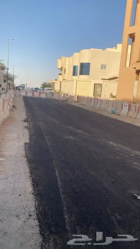 معدات اسفلت فراده للايجار. فرادة - رصاصات - بوبكات 4