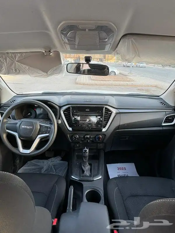 ايسوزو ديماكس تماتيك دبل 4x4م2023ممشى17الف فقط 6