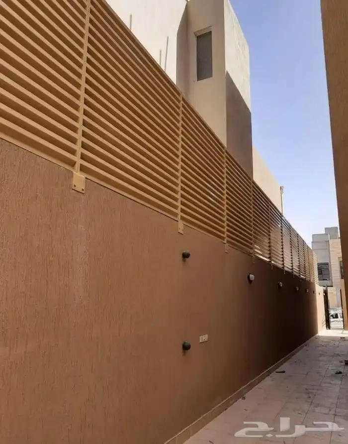 مظلات سيارات جلسات خارجيه سواتر حديد 2