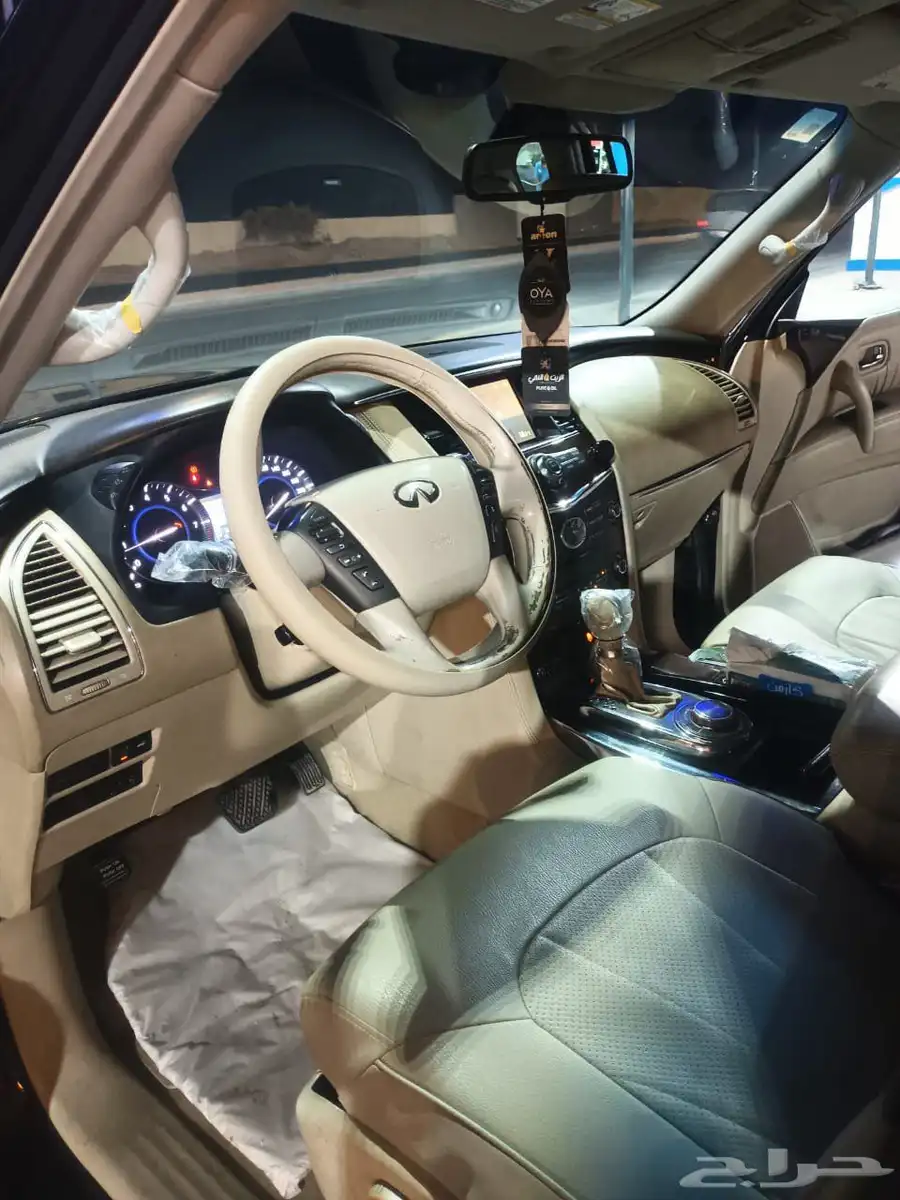 انفنتي qx56 موديل 2011 الممشى 381 رش بعض القطع بسبب تبهيت و 0