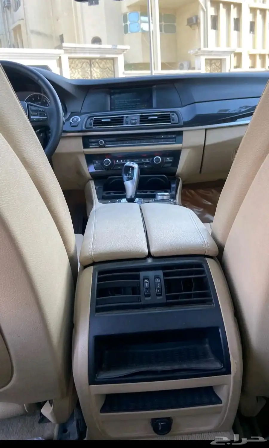 بي ام دبليو 520i 2012 10