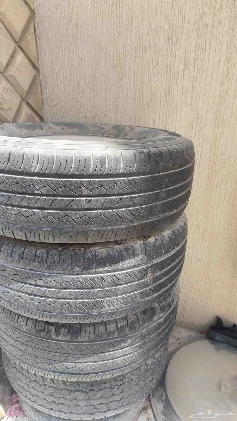 كفرات مع الجنوط هايلوكس للبيع 0