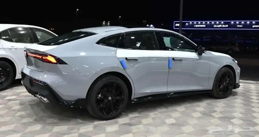 2025 sport uni-v شانجان 4