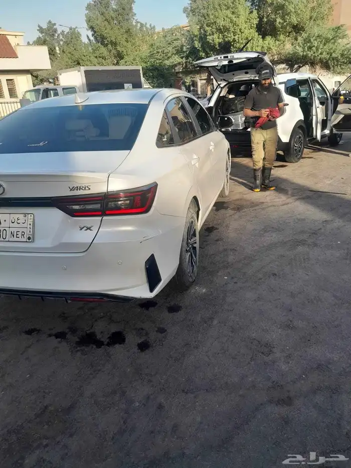 سيارة يارس 2024 بصمة للبيع 3