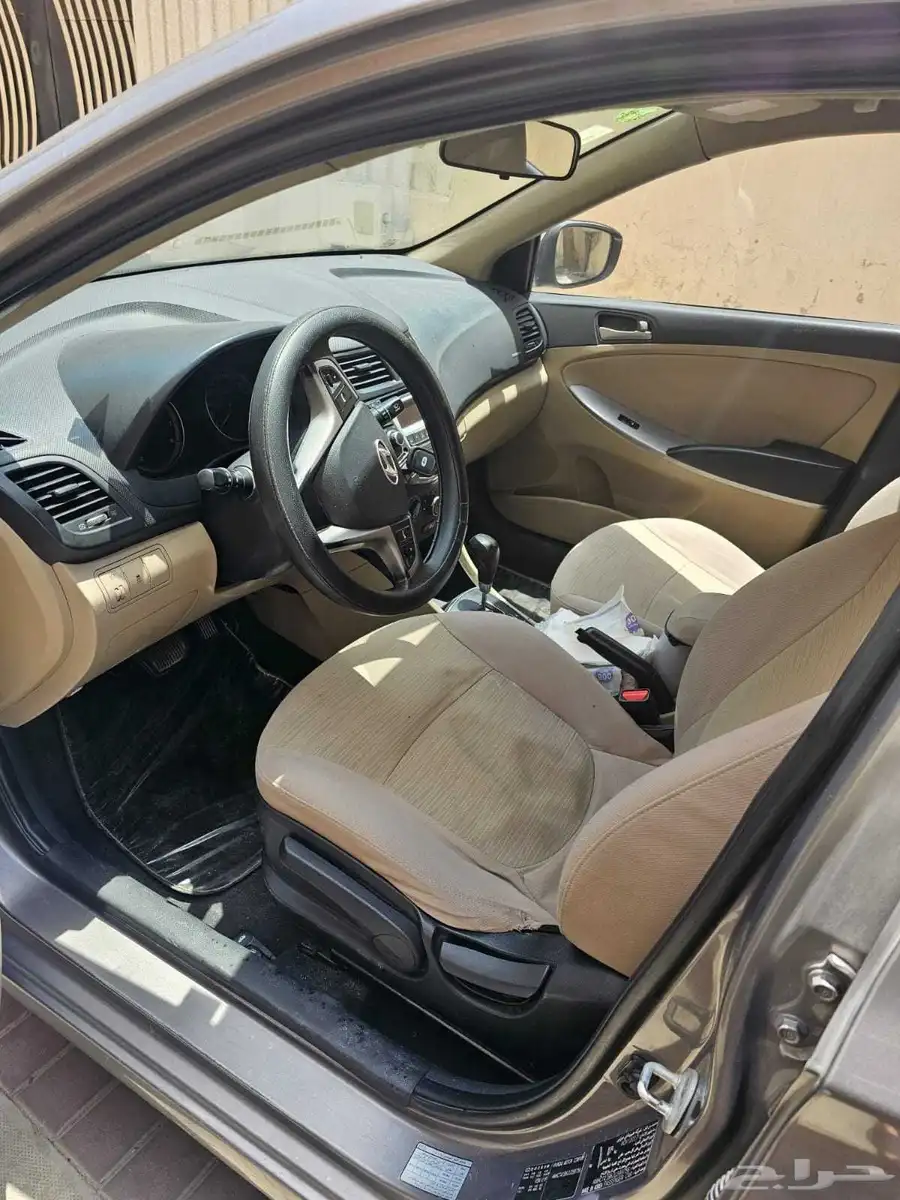 hyundai accent 2018 3