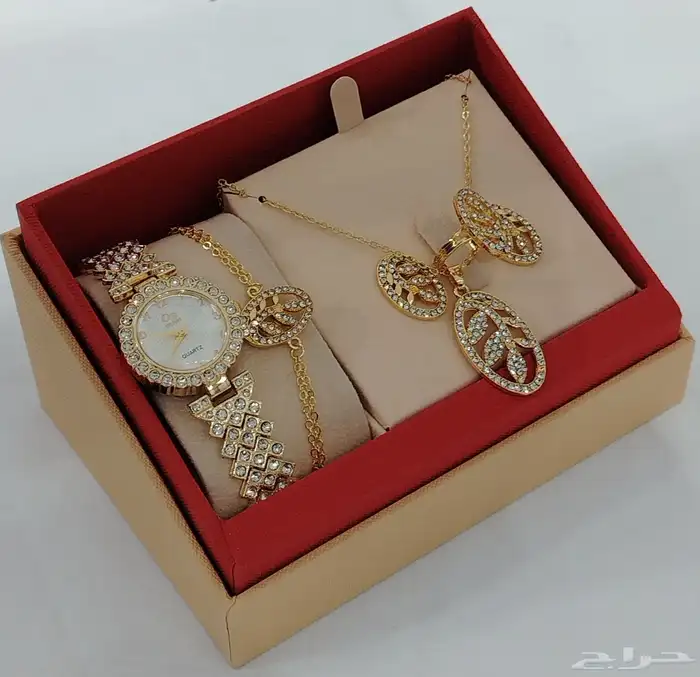 اطقم نسائي ناعمه وراقيه اسعار مخفضه 2