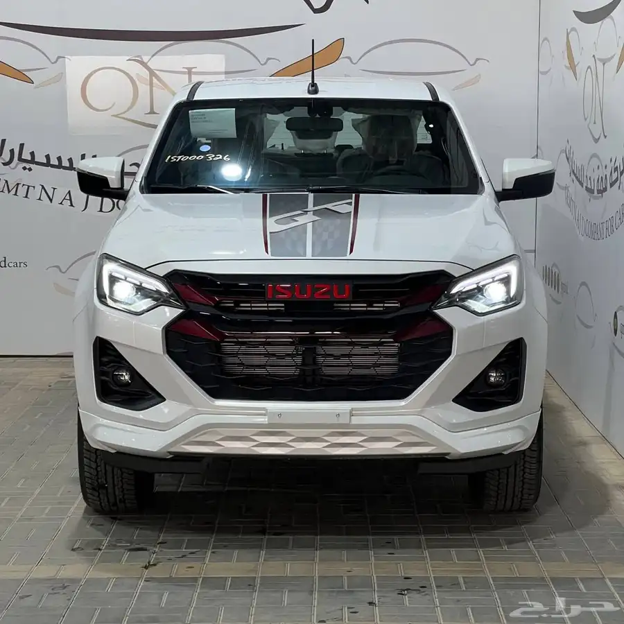 ايسوزو GT وارد اليمنى موديل 2025 1