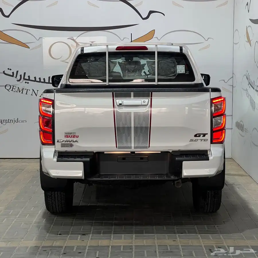 ايسوزو GT وارد اليمنى موديل 2025 8