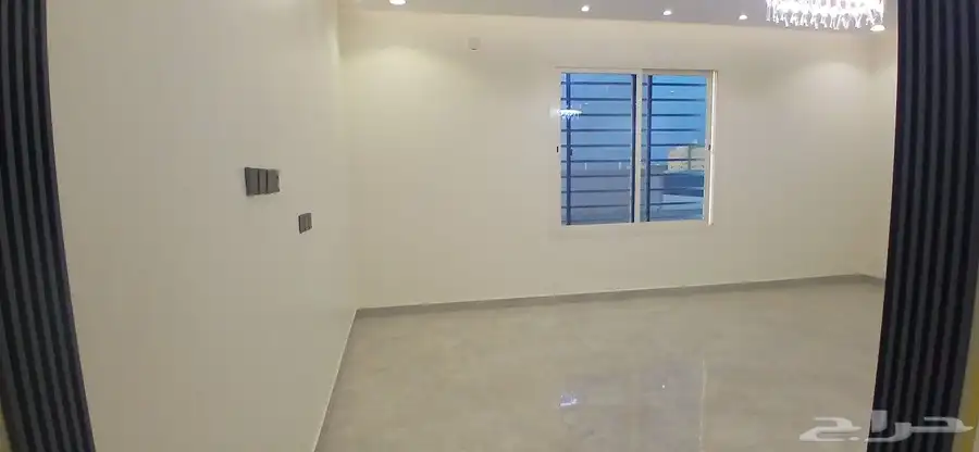 للبيع روف علوى مع ملحق بمدخل سياره من650 ألف حي النوربالخميس 6