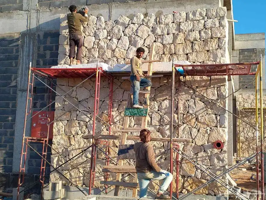 نشتغل حجر وشبوك المزرعة ونخل جميع مناطق المملكة 8