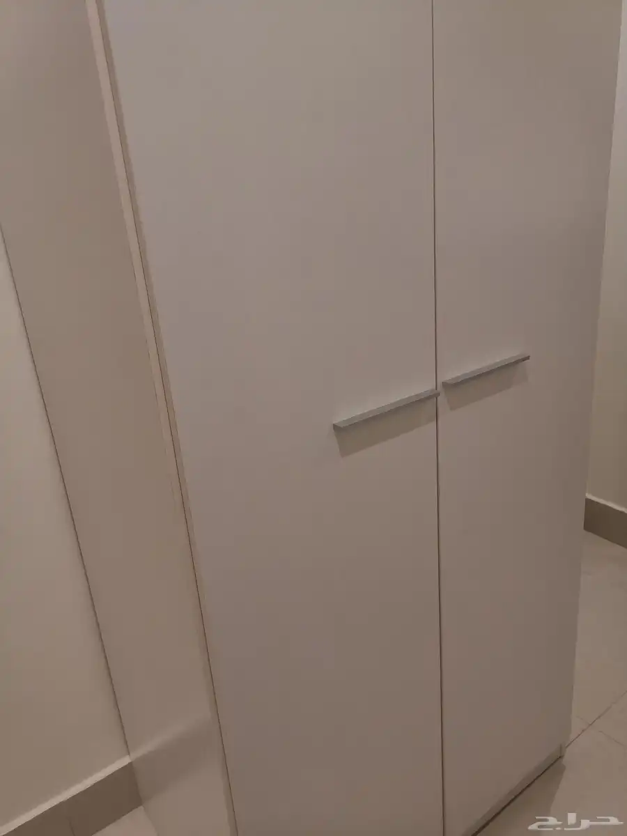 دولاب ملابس و تسريحة من هوم بوكس جديد 2