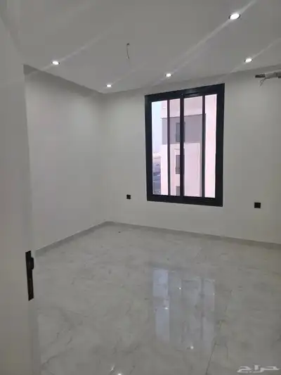 شقه 4غرف جديده للايجار حي المنار 7