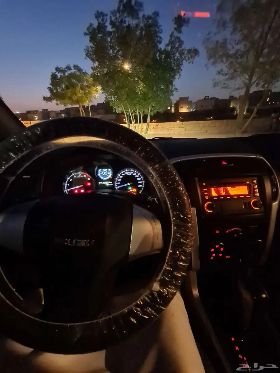 ايسوزو mux 2019 LS 14
