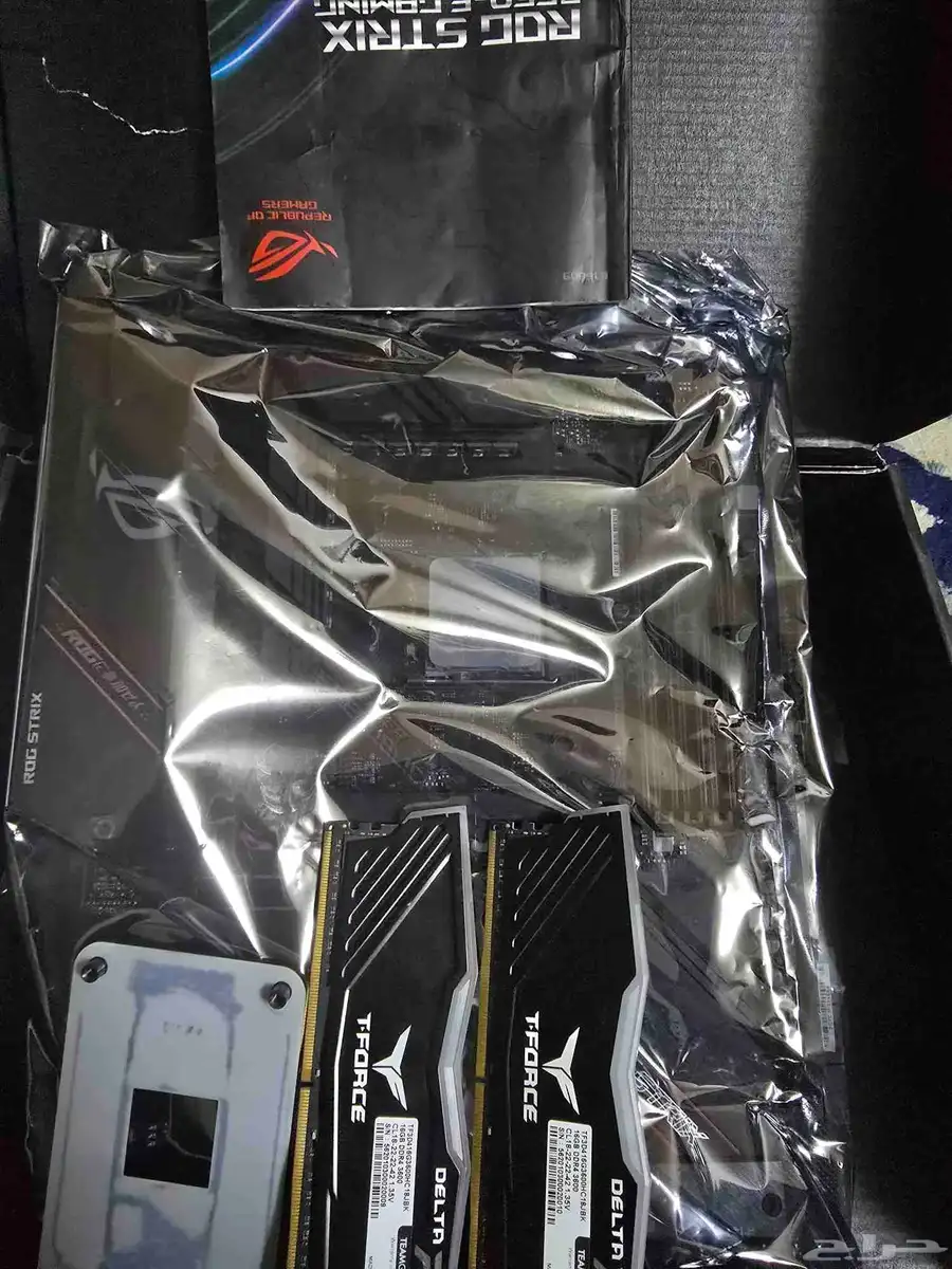 مذربورد rog strix b550 مع معالج 5800x ورامات ddr4 3600 0