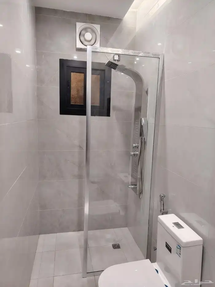 زجاج سيكوريت درابزين درج داخلي داربنزينات زجاج 4