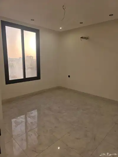 شقه 4غرف جديده للايجار حي المنار 2
