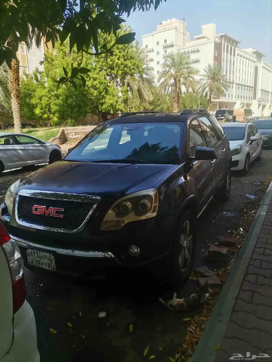 للبيع جمس 6 سلندر الموديل 2012 الممشى 300 جير محرك شرط كل شي 7