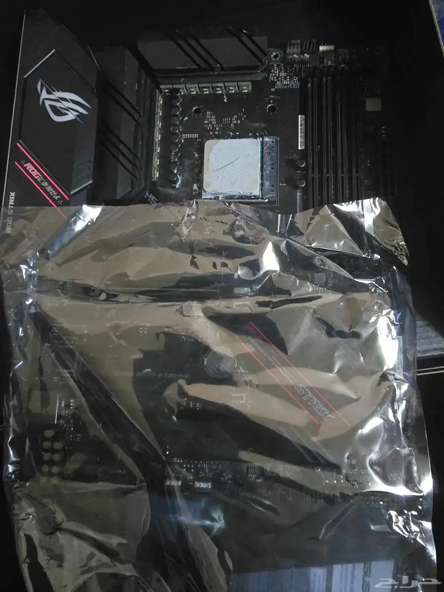 مذربورد rog strix b550 مع معالج 5800x ورامات ddr4 3600 1