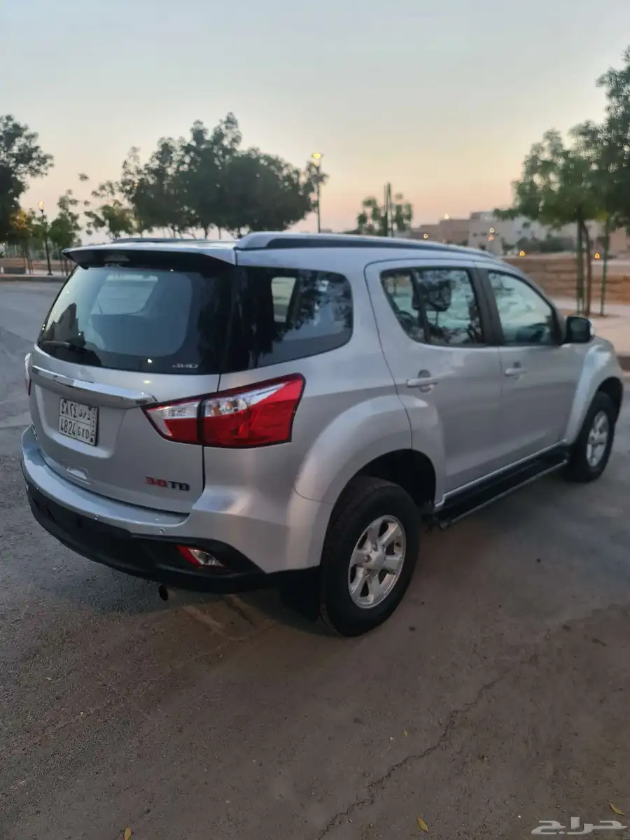 ايسوزو mux 2019 LS 0