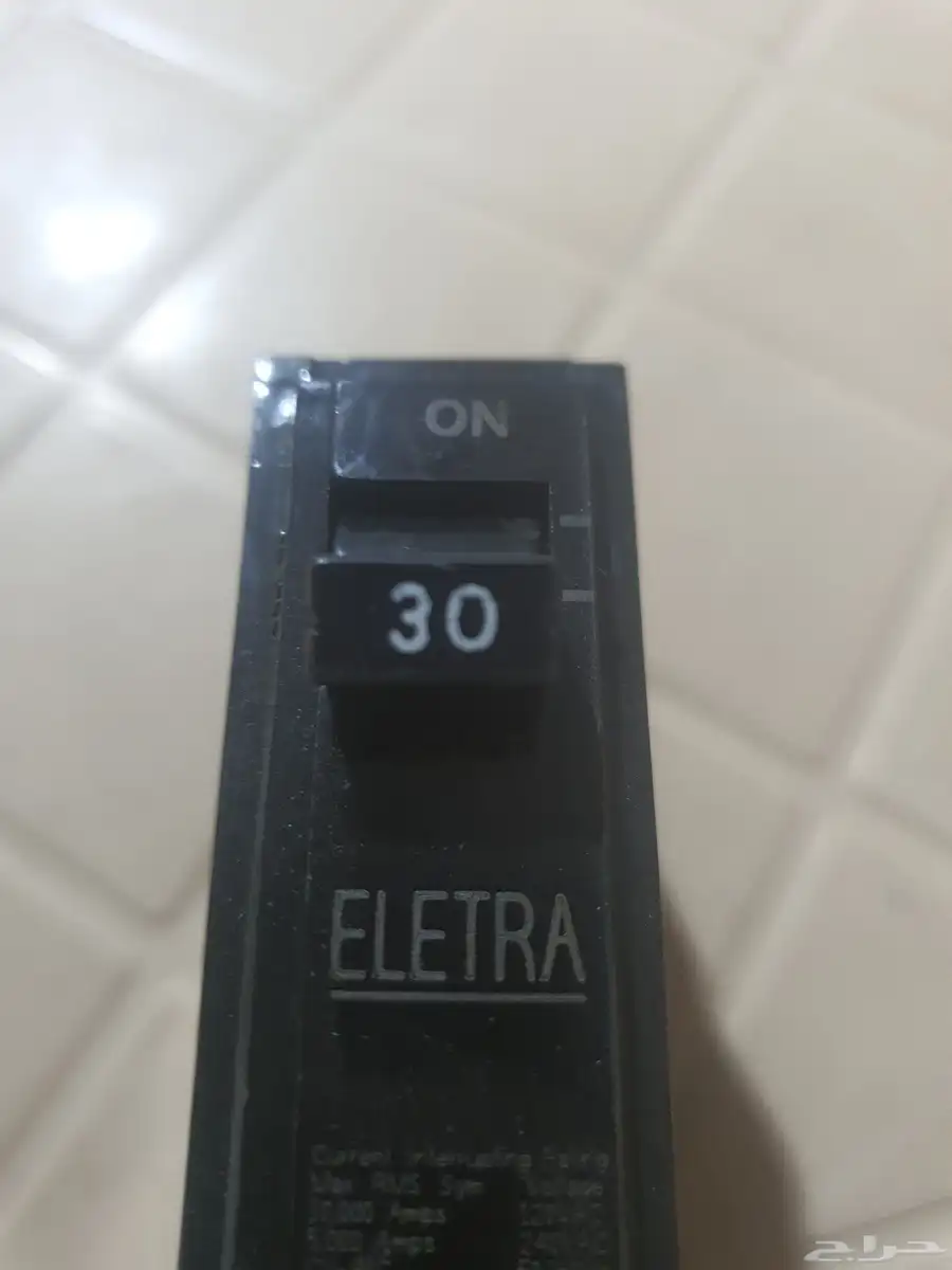 مفاتيح قاطع كهرباء 2