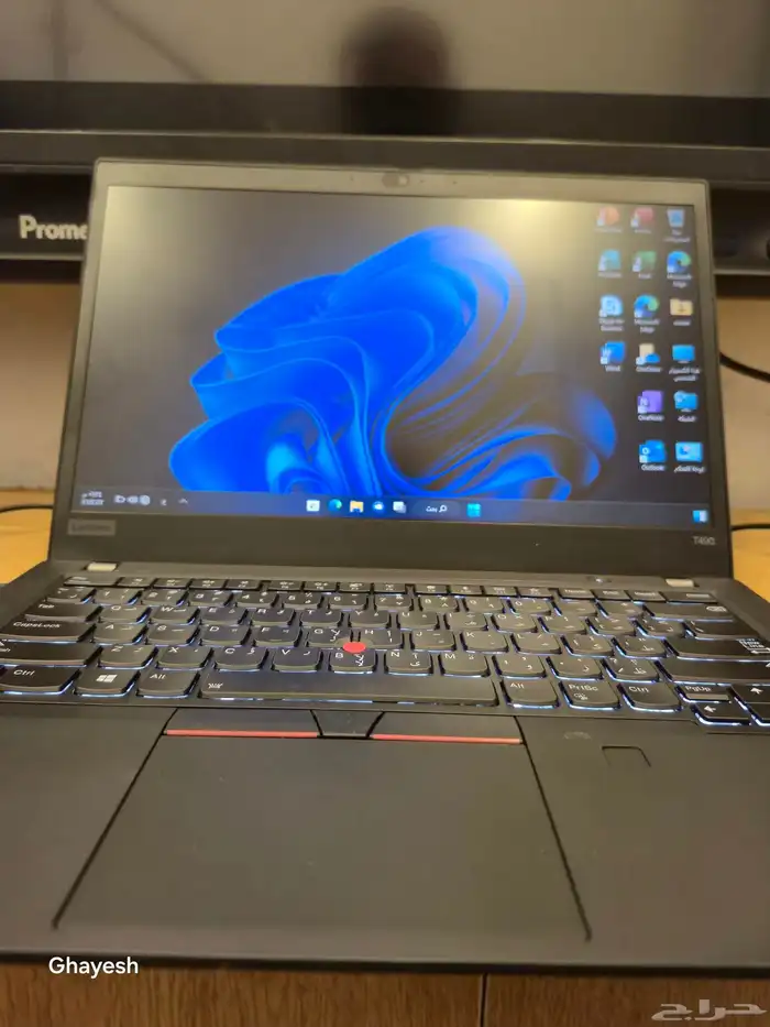Lenovo ThinkPad t490 touch screen 7