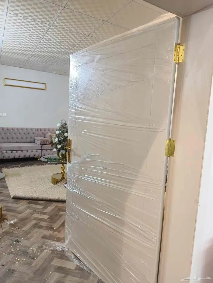 تفصيل ابواب خشب بجميع انواعها جيزان بيش العزامة الشارع العام 1